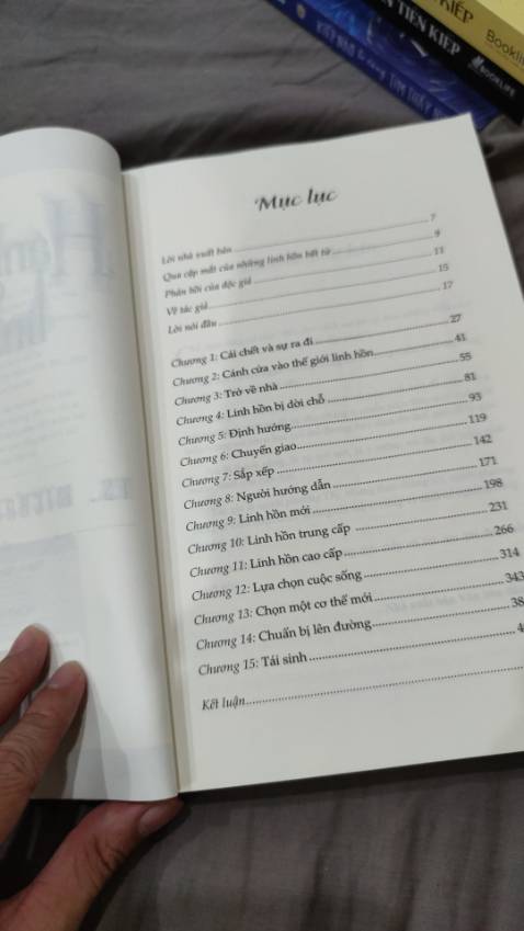Nội dung tuy hay nhưng ko có hồn của sách. Giống như nghiên cứu sưu tầm hơn là trải nghiệm thực tế