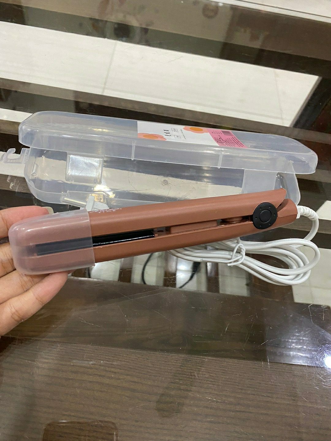 Hàng đẹp, đóng gói kỹ càng, nhỏ gọn tiện lợi, rẻ, thích hợp để mang theo đi du lịch hay đi chơi