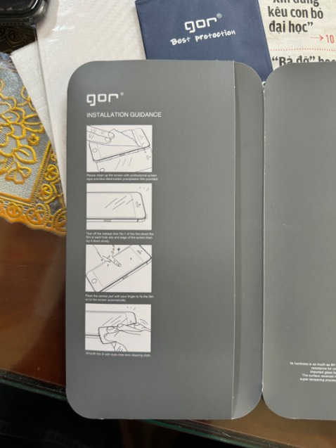 Dễ dán, bao bì đẹp chắc chắn. Đầy đủ phụ kiện.