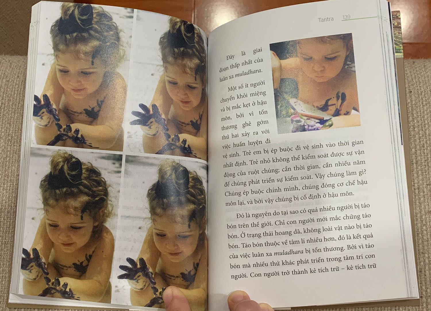 Tiki ship nhanh bọc cẩn thận, phong độ vẫn như mọi khi. Mình đang đọc cuốn being in love của Osho thực sự cuốn, nên tìm đọc thêm cuốn khác, Tantra đọc qua đã thấy có nhiều góc nhìn mới cảm nhận mới, sách có kèm nhiều hình ảnh.