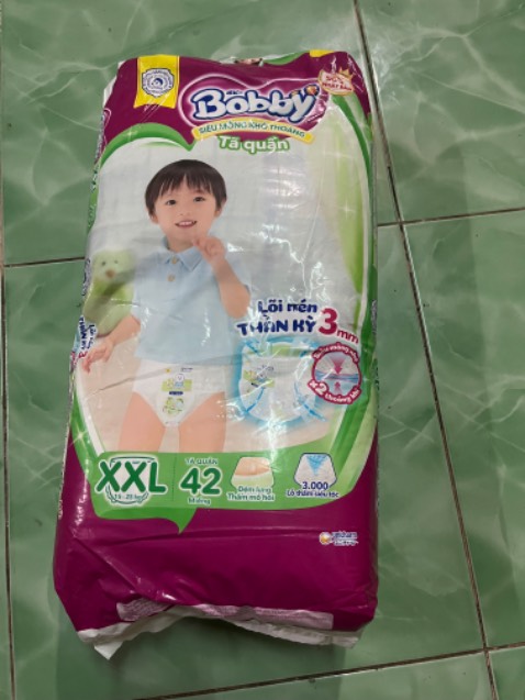 Đơn mình đặt là xxl 44+ tặng 8 miếng , mà giờ nhận được chỉ 42 miếng