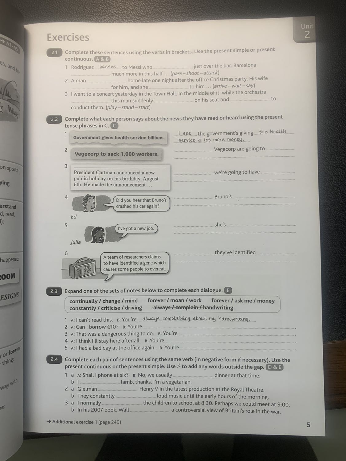 Nội dung dễ hiểu, nhiều kiến thức nâng cao, quyển sách rất hữu ích để nâng kiến thức tiếng Anh. Nội dung dễ hiểu, nhiều kiến thức nâng cao, quyển sách rất hữu ích để nâng kiến thức tiếng Anh.