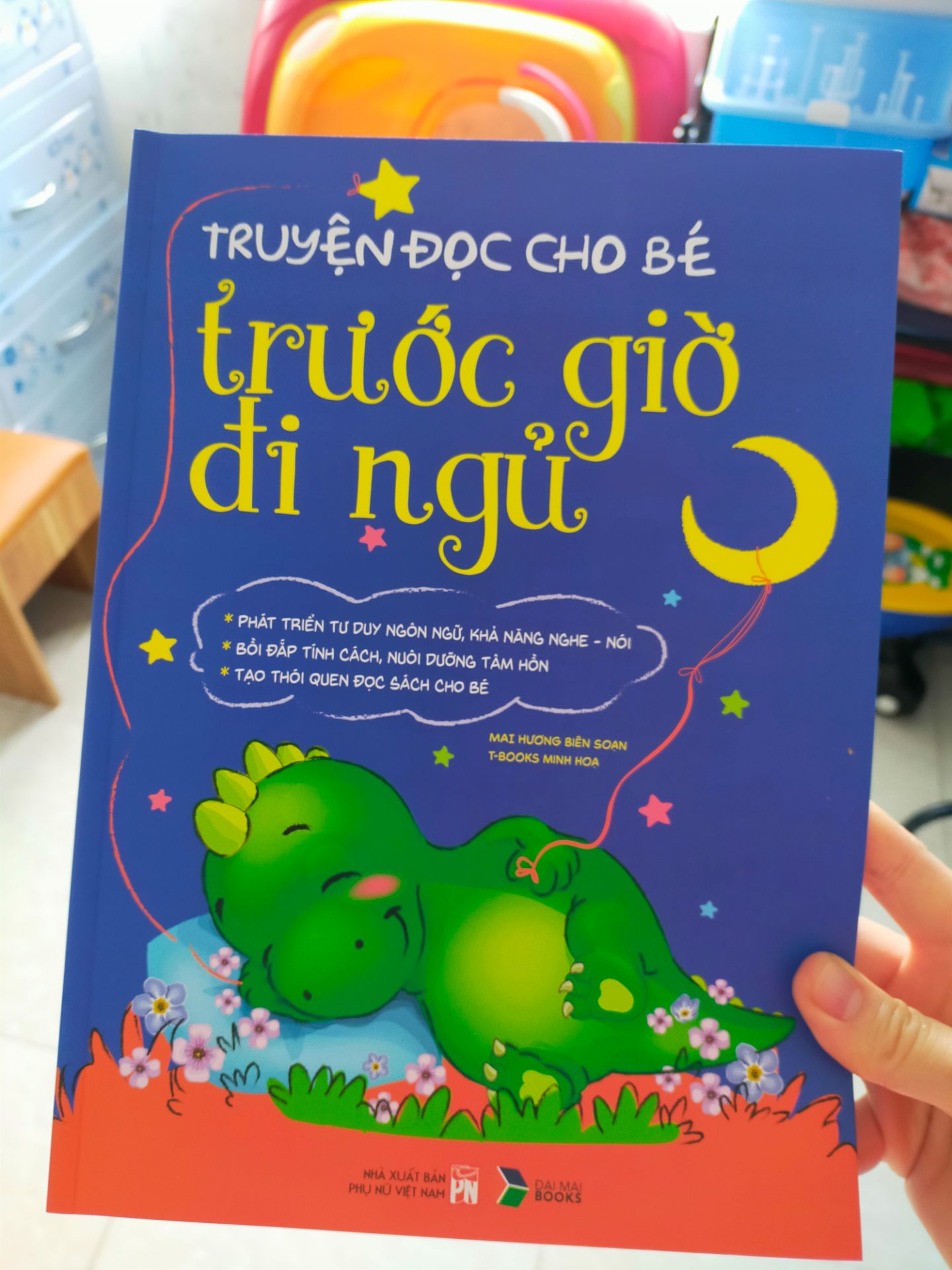 sách đẹp, quá chất lượng, nội dung truyện hay và phù hợp cho bé