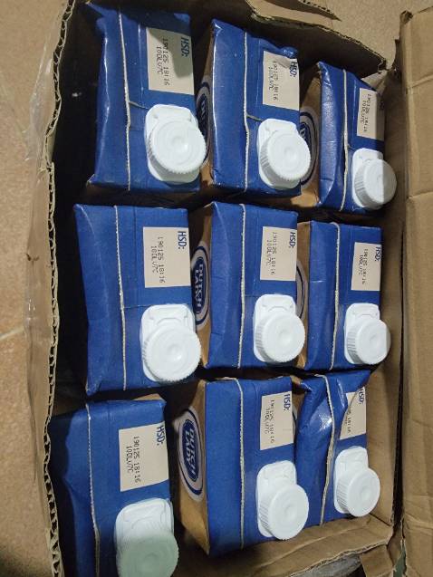 Đóng hộp sơ sài, giao hàng đúng hẹn