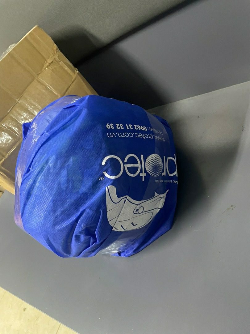 mũ đẹp, giao hàng nhanh chóng, đội nhẹ hơn dòng mũ cũ mình dùng, hài lòng