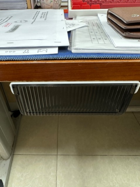 Kiểu dáng đẹp, nhưng nhựa hơi mỏng. Nói chung đựng đồ lặt vặt và nhẹ vẫn oke. Đáng thử.