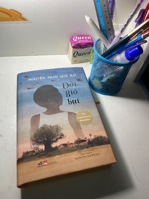 Sách đẹp, Nhã Nam in giấy chất lượng, tiki giao hàng nhanh, điều bất ngờ nữa là bản cứng có chữ kỹ tác giả, các bạn nhanh tay mua nha, tuyệt vời!