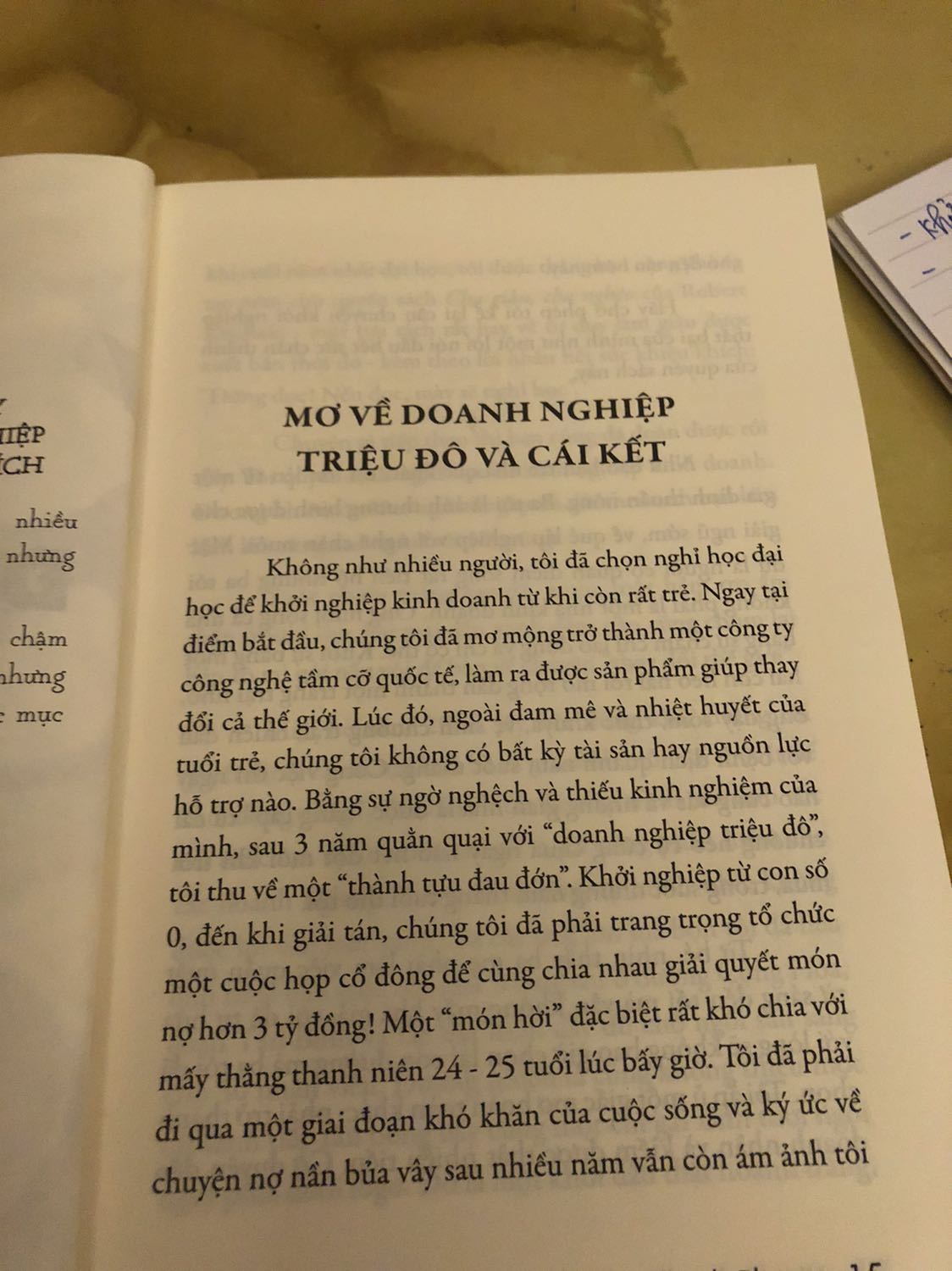 Tiki giao hàng nhanh, đến tay còn nguyên. Có phần quà tặng thêm của anh Phong rất hữu ích. Cuốn sạch đẹp trông rất thích. Nội dung hoà những chia sẻ của anh về khởi nghiệp rất hữu dụng cho các bạn mới như mình. Cảm ơn anh vì 1 cuốn sách của người Việt cho người Việt vì người Việt chất lượng như vậy. Đáng mua nhé các bạn