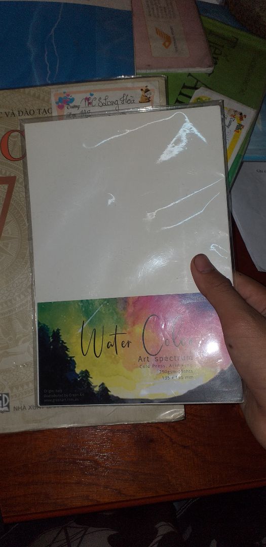 tôi thấy sản phẩm cũng dc nhưng tôi hơi buồn là do nó  là giấy  a4 nếu có , thì tôi cho 5 sao