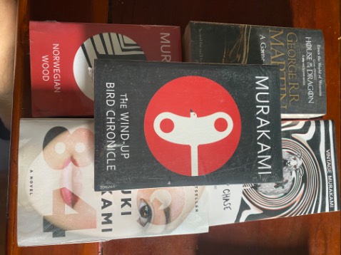 Sách đọc bọc trong bao ni *** nên rất tinh tơm. Sách giấy nhẹ, gọn dễ sử dụng. Đóng gói và vận chuyển mau lẹ. 5 sao