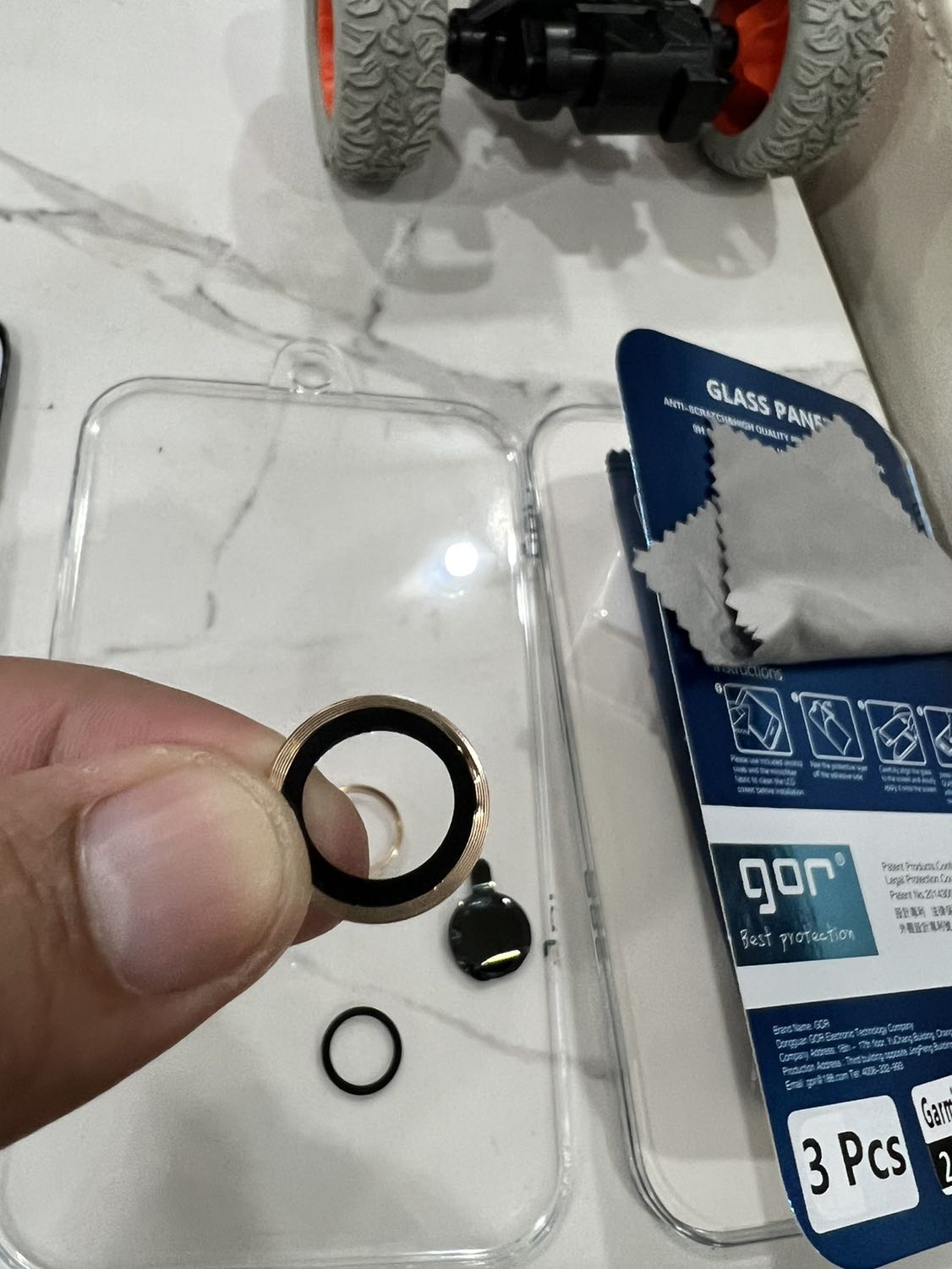 Ốp thì méo ốp thì hỏng ngay khi bóc seal.