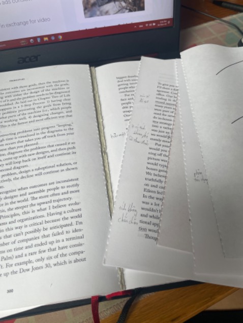 Mình không biết vì lý do gì mà chất lượng binding của cuốn sách mình mua rất tệ. Trang sách rơi ra rất nhiều. Mình không chê trách shop hay nguồn sách. Chỉ muốn gửi feedback cho shop biết (4 sao thay vì 1 sao cho chất lượng như thế này)