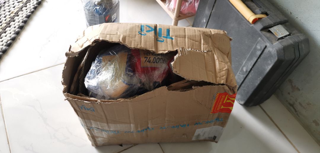 Hàng của Shop là ok. đóng gói hàng cẩn thận, giao đủ hàng, giá bán hợp lý. Mình thích khuyến mại, cứ có khuyến mại là mua ủng hộ.
Chúc Shop luôn đông khách, sẽ ủng hộ Shop ở  những lần sau.