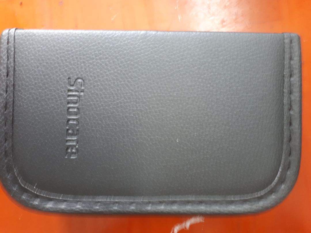 Shop đóng gói chắc chắn, sản phẩm gồm bút , máy, kim, que thử , bao da như mô tả. Shop giao hàng nhanh, giá máy thấp, chất lượng máy cao. Đáng mua.