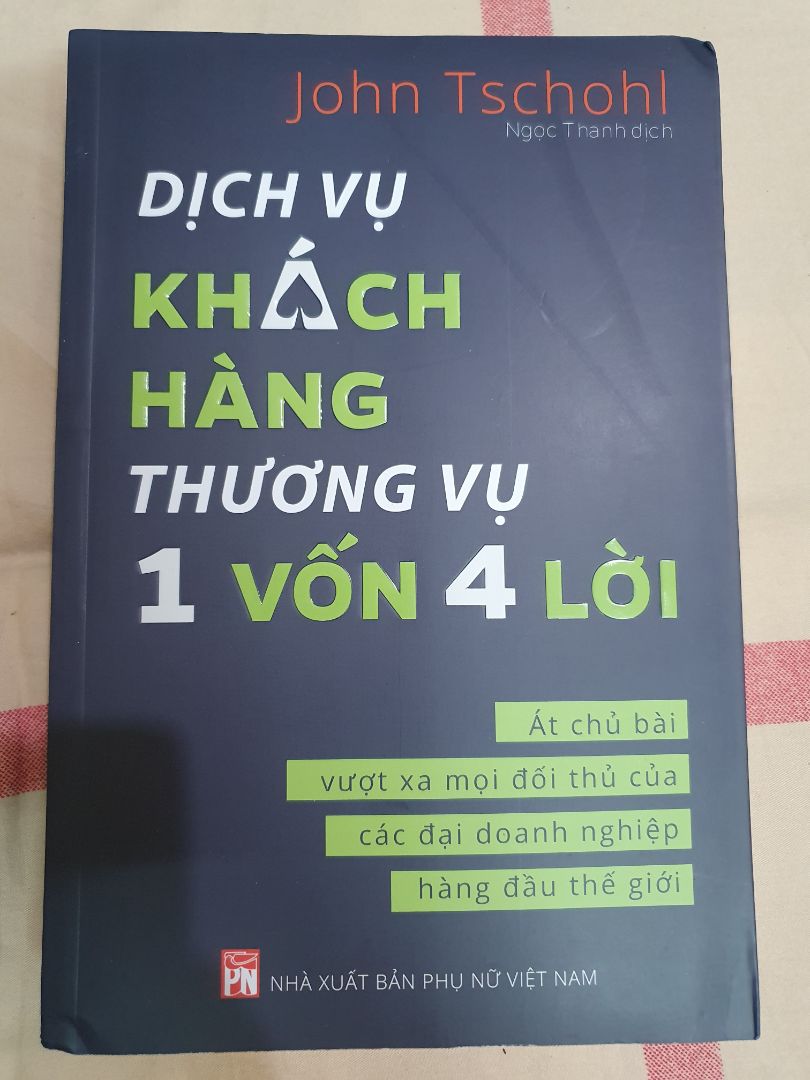 Sách giao chậm 1 ngày và bị dập 2 góc. Tuy nhiên giảm giá khá tốt.