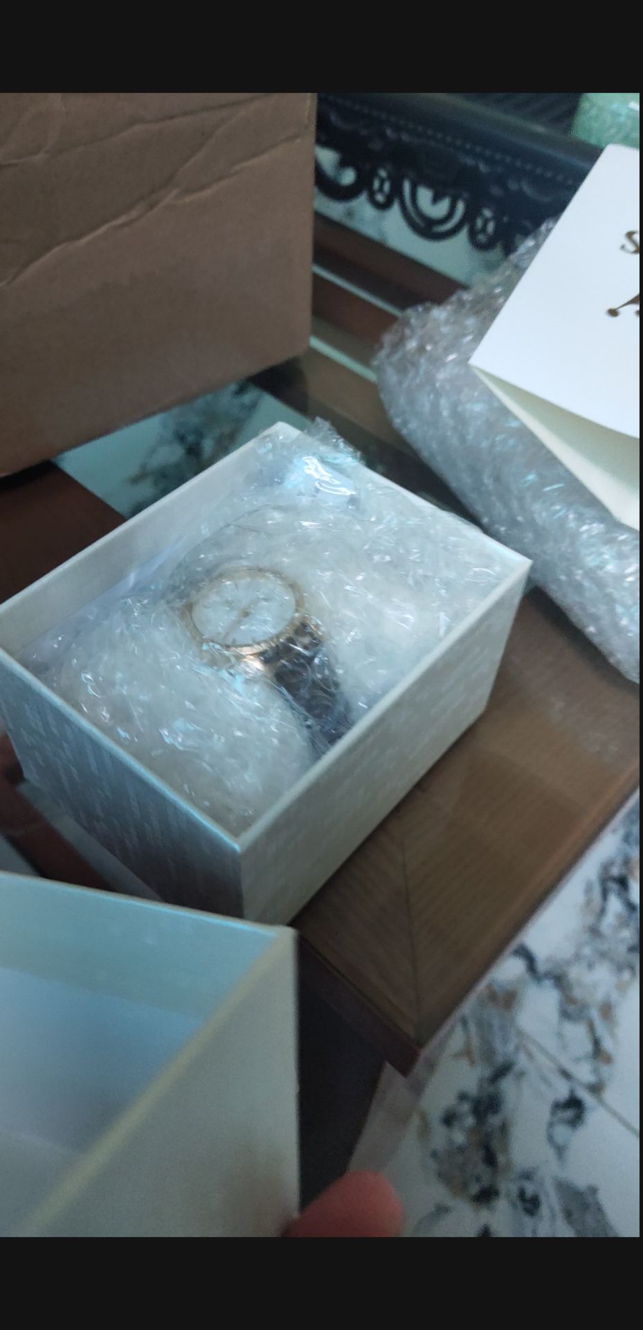 hàng đẹp...vợ mình rất thích..cảm ơn shop..