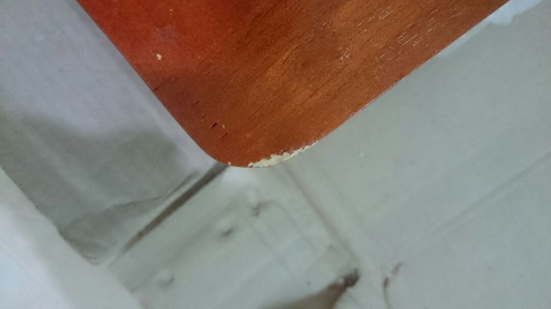 Kích thước có hơi sai khác so với thông tin đăng trên Tiki. Về chất lượng gỗ của các miếng ghép thì rất OK. Đóng gói chưa được cẩn thận lắm, không có các miếng lót hay dây cố định các miếng ghép với nhau nên vài miếng bị xước kha khá ảnh hưởng thẩm mỹ!