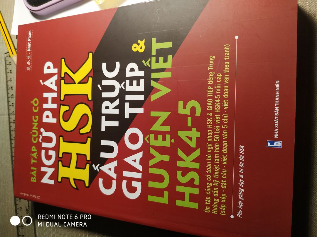 sách ổn ạ, dày và cầm nặng tay, mình xem review các thứ thì mng đều khen quyêtn này nên mình mua ạ, thời gian giao hàng cũng nhanh, mỗi tội mình nhắn tin shop còn không thèm xem và khong trả lời, mong shop cải thiện phục vụ khách hàng ạ