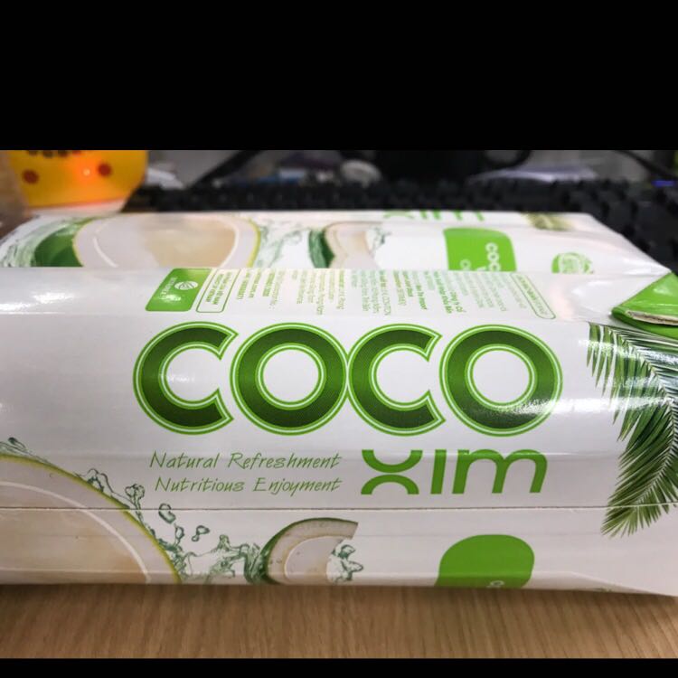 Giao hàng đúng hẹn, nước dừa ngon hơn Vicofresh và Coco của Vinamilk nhưng giá vẫn cao. Mua cả thùng mà vẫn 30k/chai