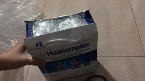 Giao hàng rất nhanh, đóng gói cực kỳ cẩn thận nên chai thủy tinh không hề hấn gì. Mẹ mình uống sau 1 tuần là thấy có hiệu quả.
Link mở hộp : https://youtu.be/X0_QN4Twn4Y