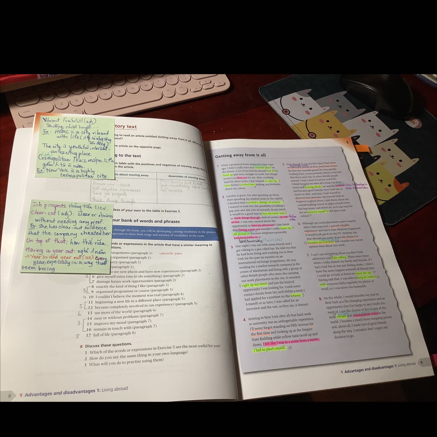 Sách hay lắm nhé, bạn nào muốn tăng band từ vựng trong ielts writing thì nên mua cuốn này, có nhiều từ vựng hay lắm. Với cả bạn nào trình độ ok xíu thì mới mua nhá, mới học ielts mà mua là hơi oải á. Nói chung mua đáng tiền lém