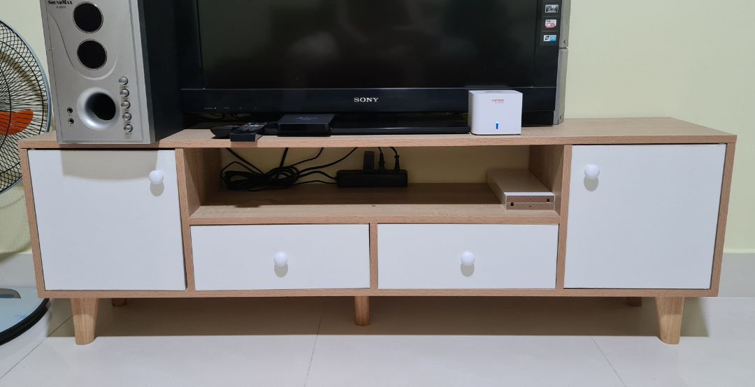 Sản phẩm giao bị nhầm 1 chi tiết, mình gửi *** cho Tiki là qua vài ngày đã nhận được chi tiết đúng để lắp ráp hoàn chỉnh kệ rồi nè. Rất hài lòng với dịch vụ CSKH của Tiki. Sản phẩm giao bị nhầm 1 chi tiết, mình gửi *** cho Tiki là qua vài ngày đã nhận được chi tiết đúng để lắp ráp hoàn chỉnh kệ rồi nè. Rất hài lòng với dịch vụ CSKH của Tiki.