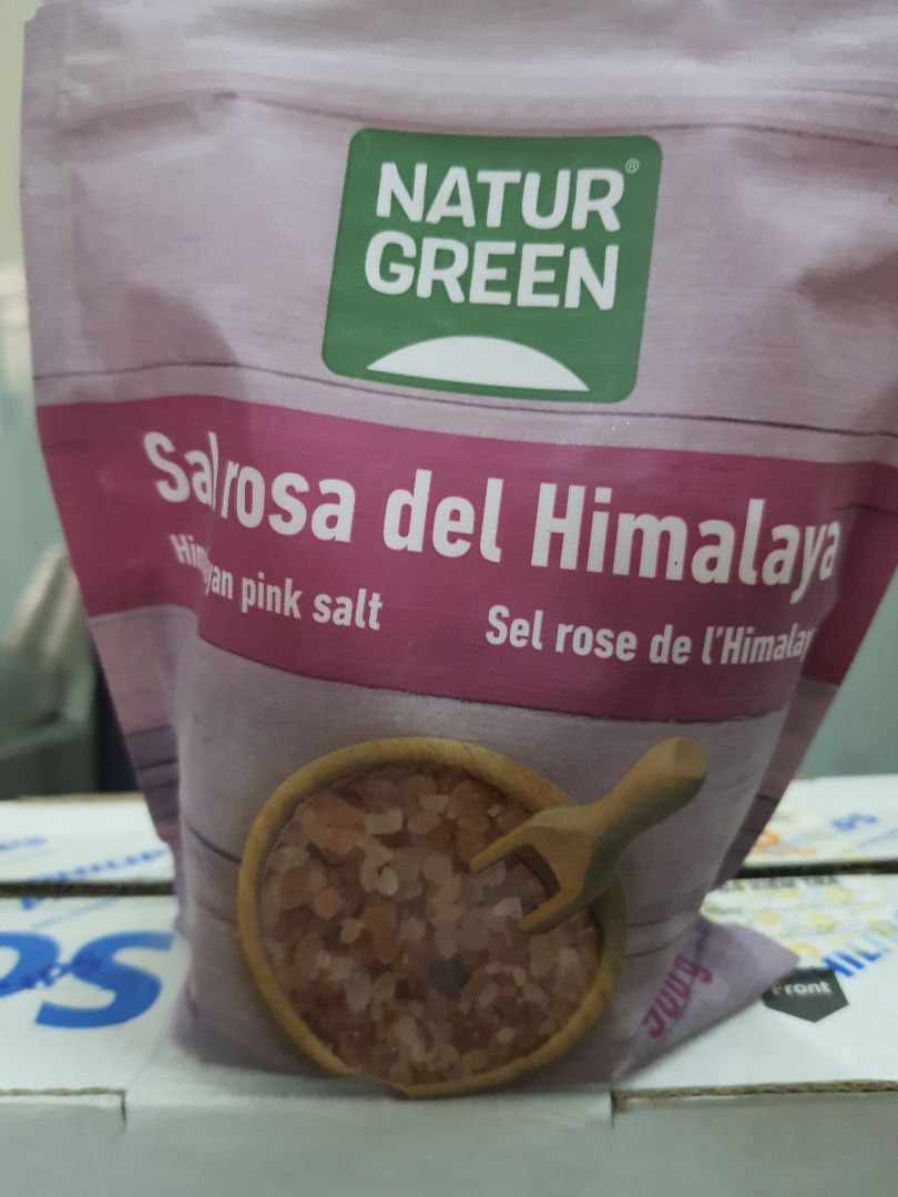 Mình thường dùng thương hiệu này,  muối không quá mặn, date xa