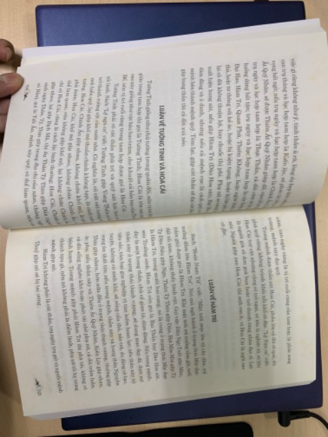 Sách lỗi, giấy xấu, nói chung là mình rất thất vọng về sản phẩm và nhà sách.