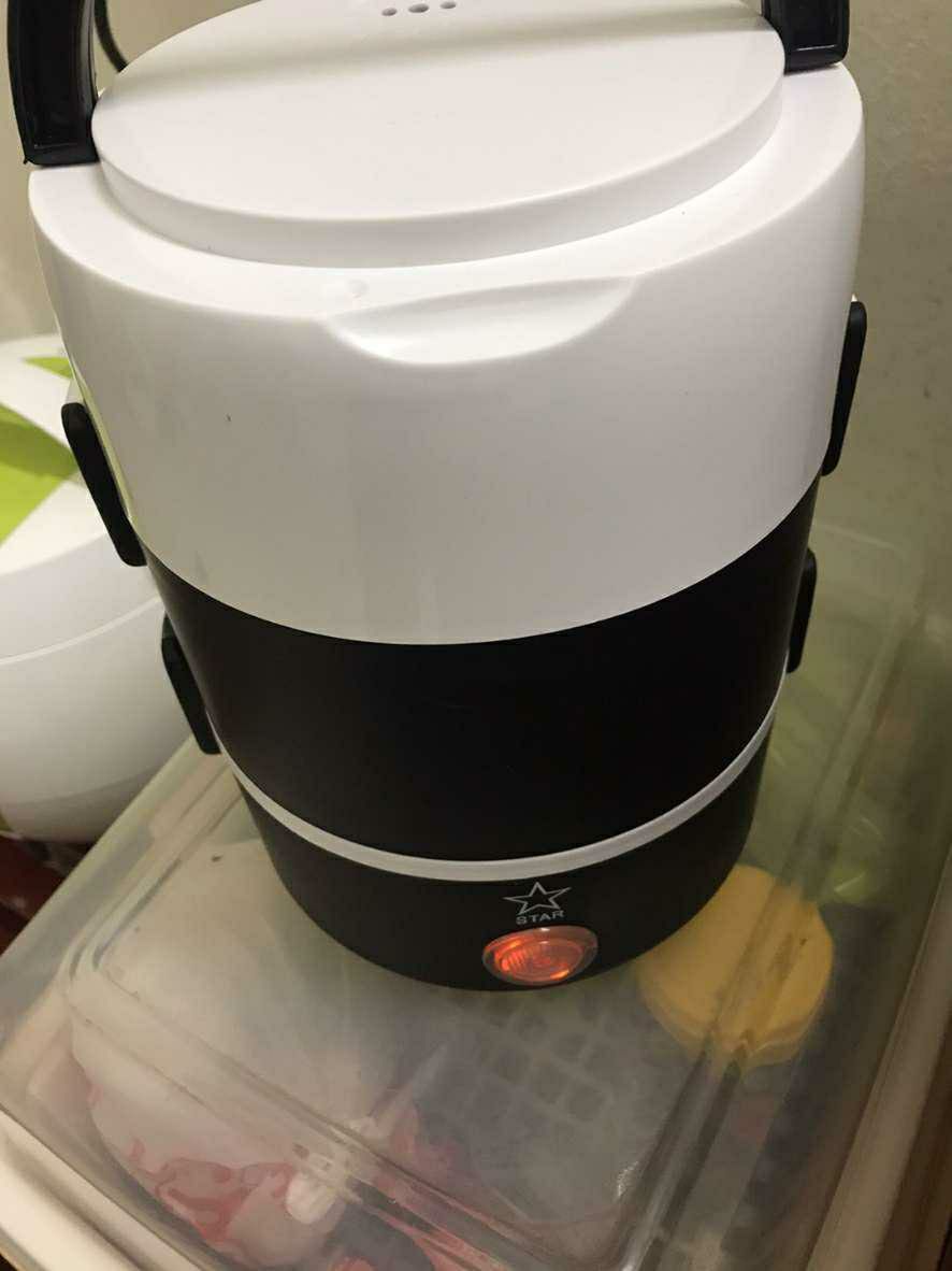 Hộp cơm đẹp, rất oke so vơi giá . hàng y hình mô tả, chuẩn chất lượng. cắm 1 lúc là có cơm nóng như cơm mới nấu ở nhà. rất tiện lợi luôn