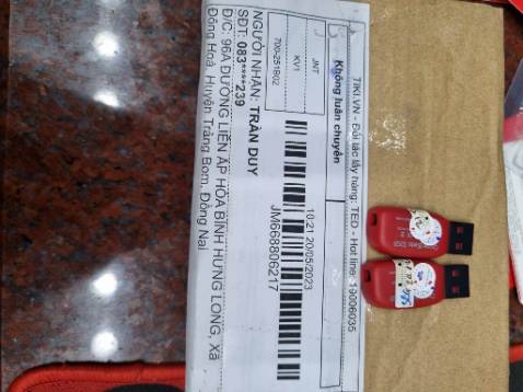 mua 4 usb 32g hư 2 cái mua lần thứ 2 rồi vẫn bị hàiii