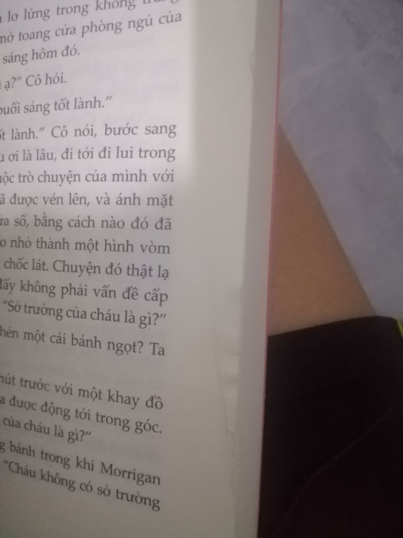Nhận được sách lỗi, bị nhăn vs dơ linh tinh, nhưng mình kĩ nên k chịu đc. Tiki thu hồi rồi mà chưa nhận đc sách mới. Đợi nhận đc sách mới quay lại sửa review