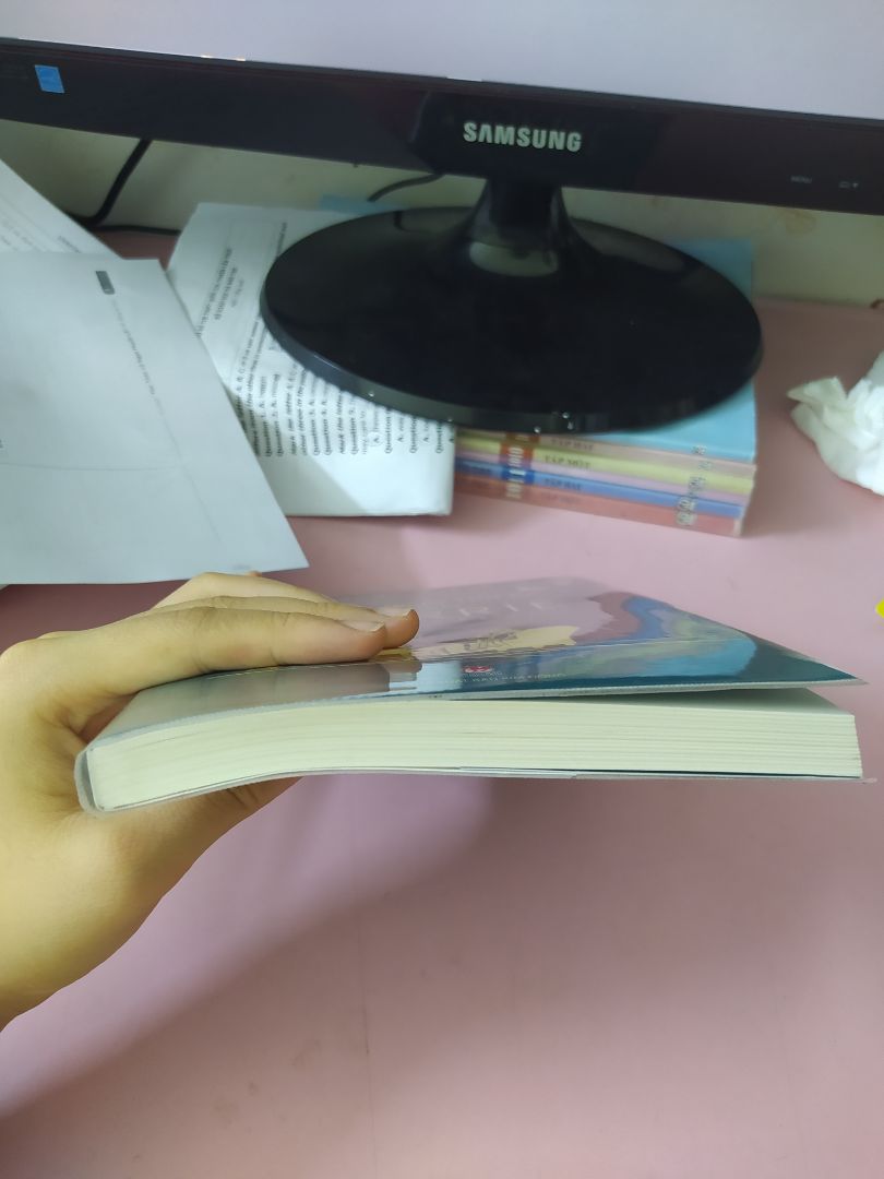 Đây là một cuốn sách mình mong chờ từ rất lâu rồi mà giờ mới co cơ hội sở hữu. Cảm ơn Tiki vì đã giao đến cho mình một cuốn sách thật đẹp và được bọc cẩn thận. Mình rất trân trọng và sẽ viết review sau nhé.