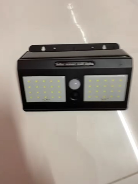 Hiện tại đã hỏng bóng đèn mở kg được