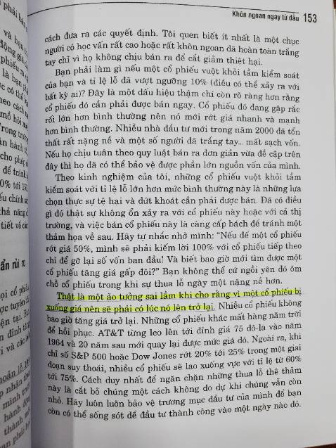 Quyển sách không quá đắt. Nội dung hay, đầy đủ để nghiên cứu về chứng khoán. Không như các quyển khác, tuy phần biểu đồ ko rõ ràng, hơi khó đọc nhưng là theo mình đây là quyển sách đáng tiền nhất