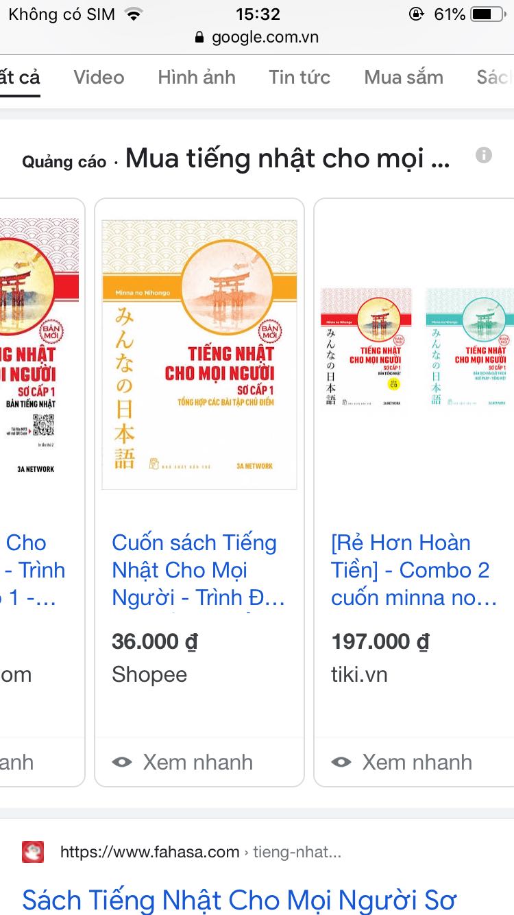 Khi bắt đầu học tiếng Nhật bằng sách Minna no Nihongo, người học bắt buộc phải mua 2 quyển gồm Quyển chính (Sách giáo khoa) - viết hoàn toàn bằng tiếng Nhật, kèm một quyển dịch và giải thích ngữ háp bằng tiếng Việt.
So với một số giáo trình sơ cấp khác có sẵn giải thích song ngữ như Genki, Soumatome thì đây là một điểm yếu của Minna no Nihongo Khi bắt đầu học tiếng Nhật bằng sách Minna no Nihongo, người học bắt buộc phải mua 2 quyển gồm Quyển chính (Sách giáo khoa) - viết hoàn toàn bằng tiếng Nhật, kèm một quyển dịch và giải thích ngữ háp bằng tiếng Việt.
So với một số giáo trình sơ cấp khác có sẵn giải thích song ngữ như Genki, Soumatome thì đây là một điểm yếu của Minna no Nihongo