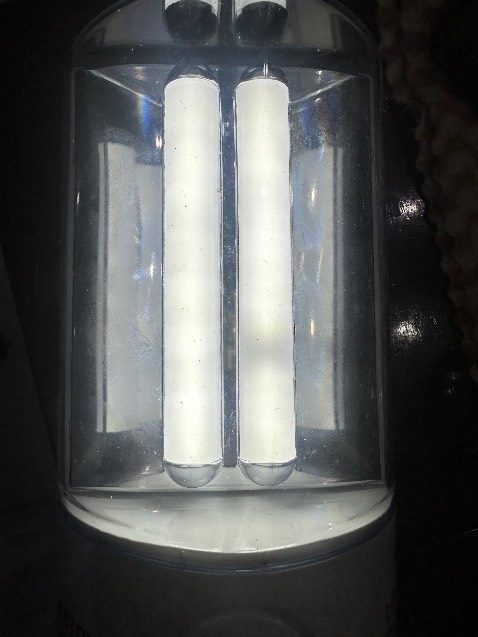 Mình đặt 2 cái đèn led, thì 1 cái bị đen bóng. Đề nghị đổi lại nhe