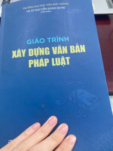 Sách giao nhanh, sách mới, nội dung ok
