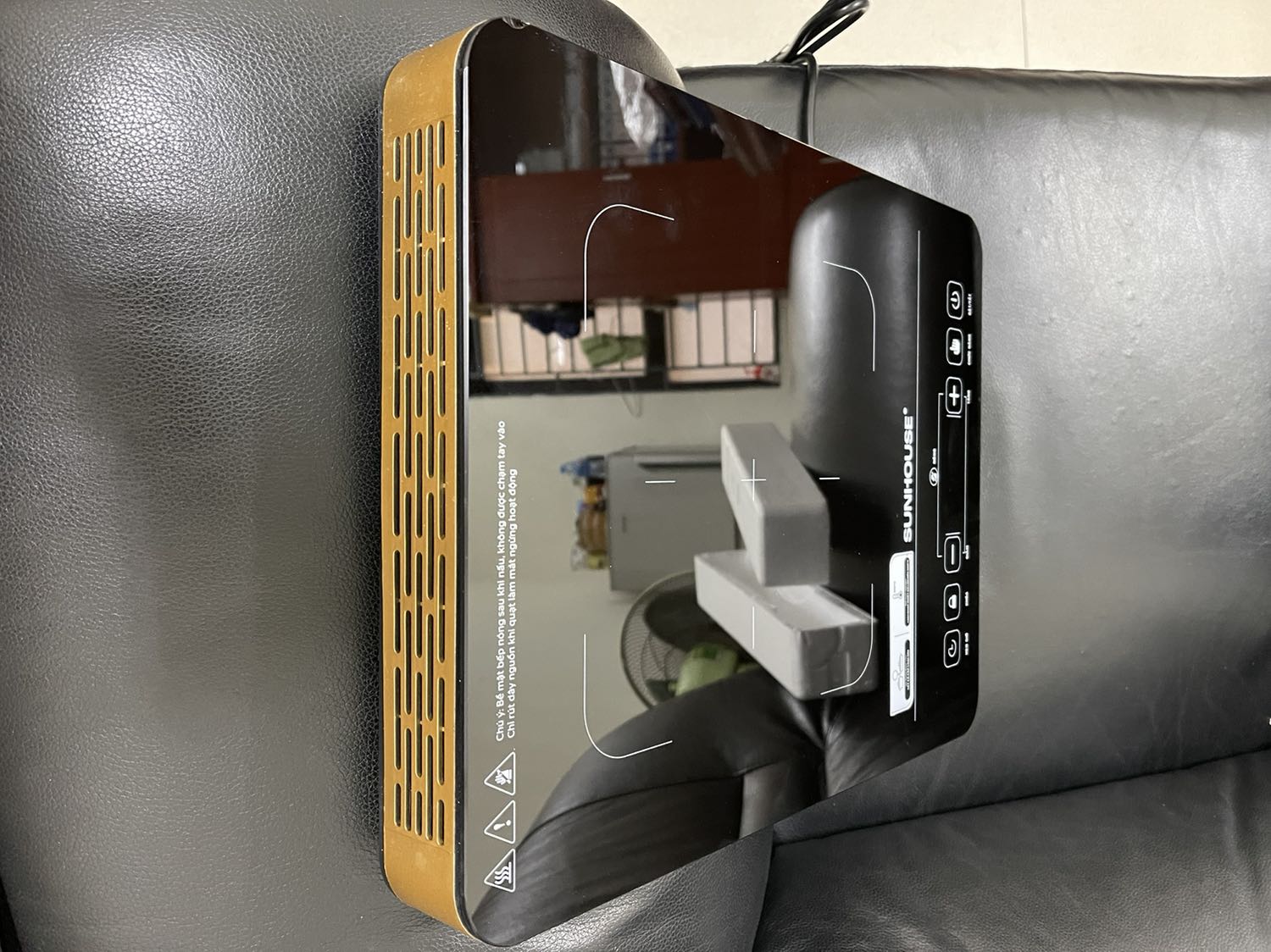 Hàng đóng gói cẩn thận. Giao hàng nhanh. Sản phẩm giống như quảng cáo. Hy vọng sẽ bền lâu. Tiện sử dụng khi dùng nồi thuỷ tinh và nồi gốm. Hàng đóng gói cẩn thận. Giao hàng nhanh. Sản phẩm giống như quảng cáo. Hy vọng sẽ bền lâu. Tiện sử dụng khi dùng nồi thuỷ tinh và nồi gốm.