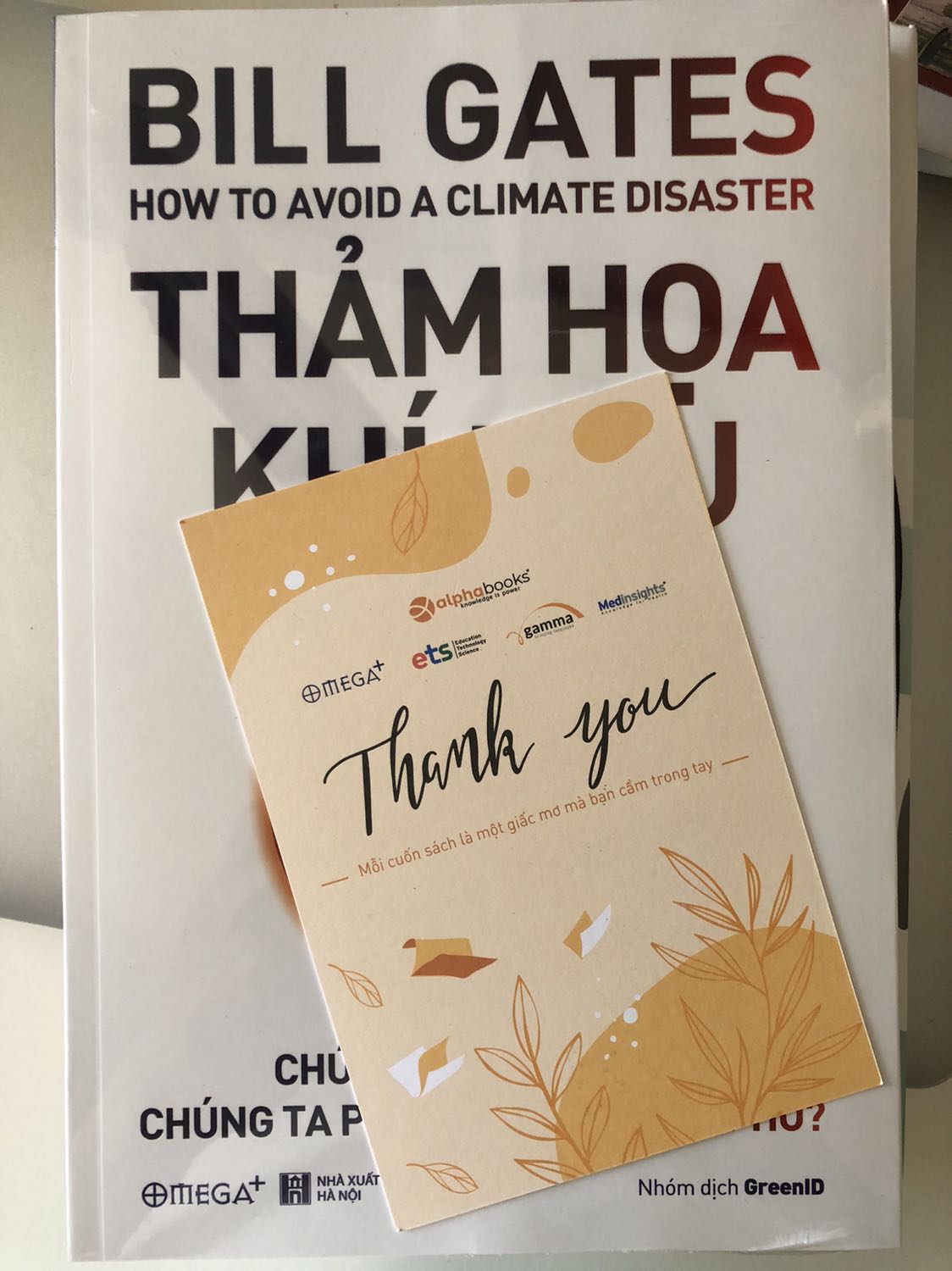 Giao hàng nhanh. Sách còn nguyên bọc nylon. Nếu ai chưa từng đọc sách của Bill Gates thì mình khuyên các bạn nên đọc thử: văn phong dễ hiểu, nội dung cụ thể và rất thời sự.