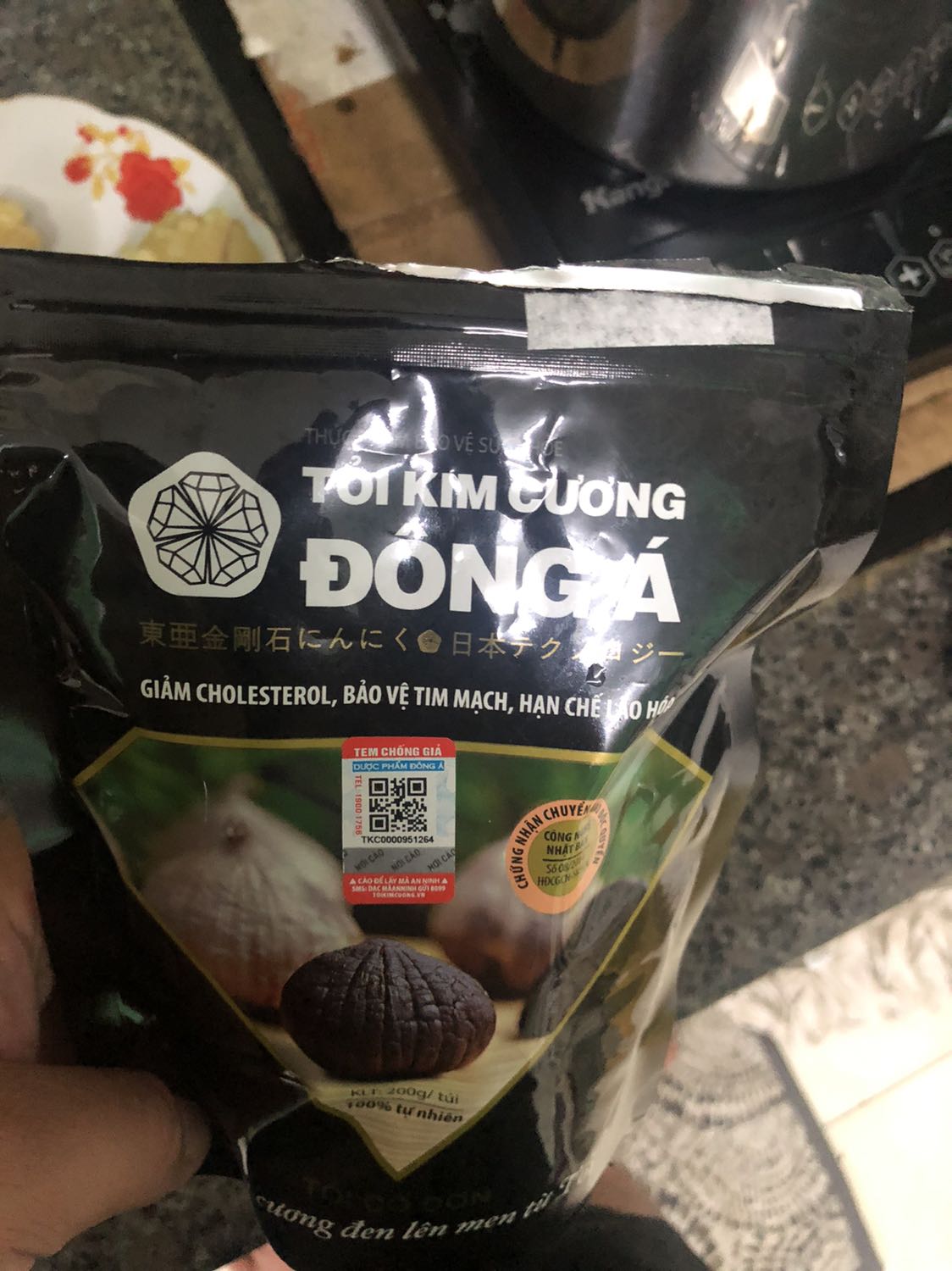 Sản phẩm của đông á nhà tôi dùng rất nhiều lần rồi. Đây là lần đầu mua trên tiki. Đầu tiên rất ấn tượng về cách xử lý đơn rất nhanh của hệ thống tiki và hệ thống vận chuyển của tiki xử lý đơn từ bắc giao vào nam rất lẹ. Shop củng tư vấn nhiệt tình dù 9h tối vẫn trả lời những thắc mắc mình hỏi. Chung lại mình rất hài lòng về sản phầm và cách vận hành bán hàng của hệ thống tiki nhé.
