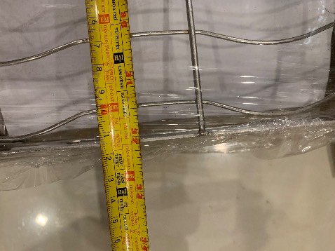 Đặt kệ 95cm. Giao kệ 85cm cũ mèm