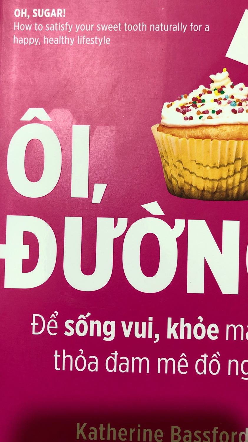 Sách hơi cũ, trầy và 1 vài vết chà chưa ra. Nội dung bình thường, đa số là các thực đơn.