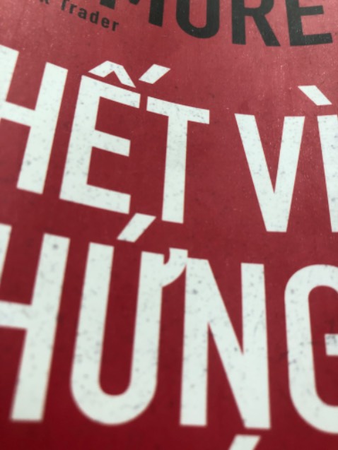 mới mua về dỡ ra xem đã thấy là sách cũ bị cong bìa và bị mốc mong shop rút kinh nghiệm