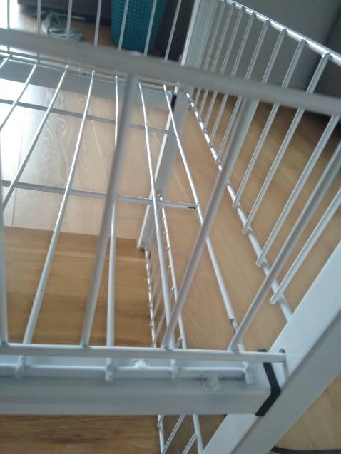 đã gọi điện, email phản hồi về sản phẩm mà chưa thấy có thông tin xử lý là sao ạ?. Sản phẩn lỗi nhiều chỗ