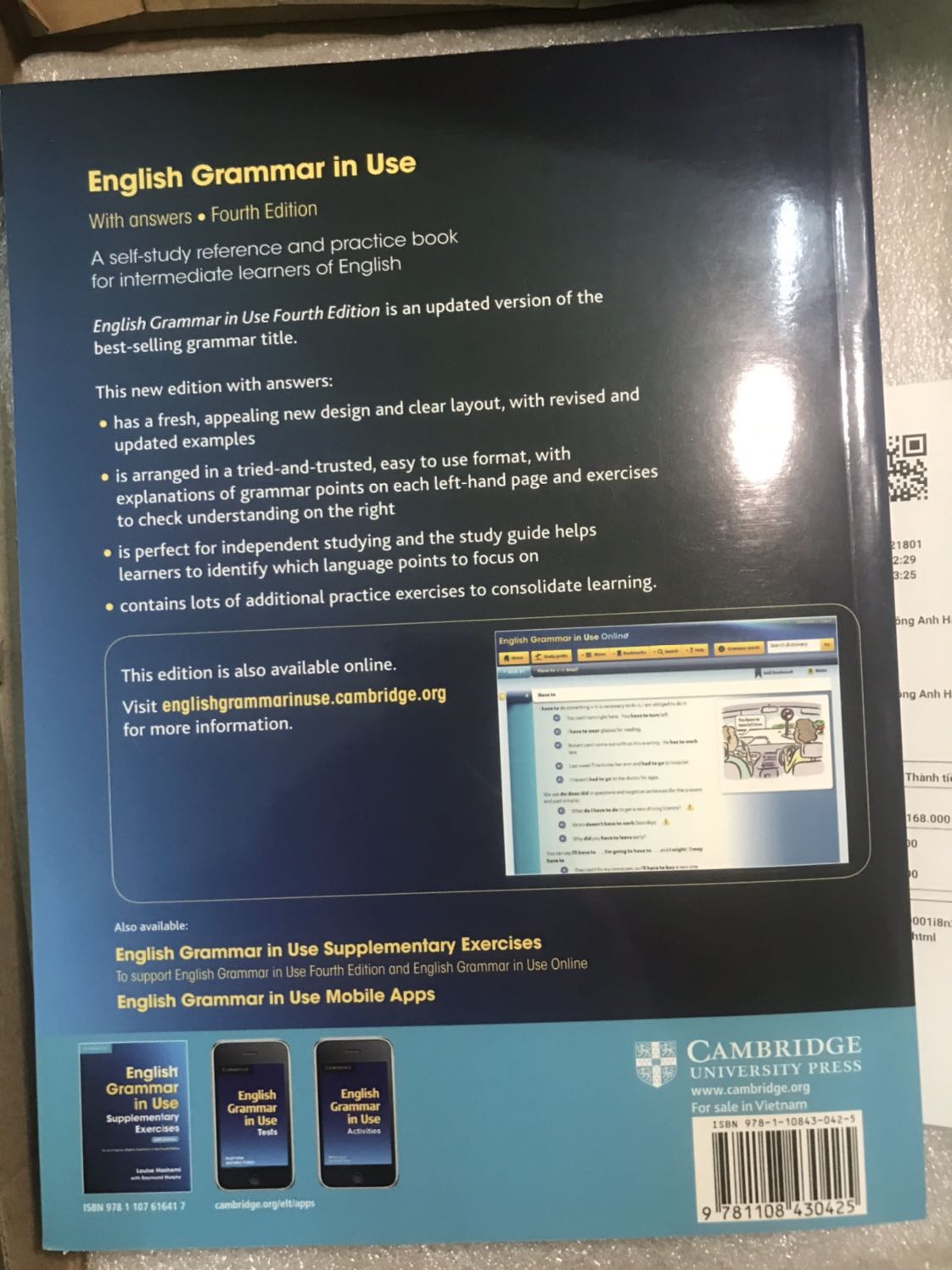 Lần đầu mua hàng trên Fahasa rất ưng ạ. Sách tuy là sách photo từ bản gốc nhưng chất lượng thì ko cần bàn tới ạ. Rất tuyệt vời, giấy in và mực ib vô cùng sắc nét. Nhà sách còn in bill nữa ạ. tuy sách được ghi bằng tiếng anh hết nhưng mà đây cũng là một cách để mình học thêm từ mới. Ncl ưng lắm ạ.