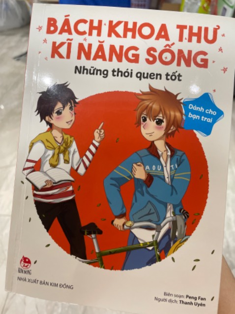 Con trai mình 9 tuổi sau khi đọc nói cuốn sách này rất hữu dụng và mình đã đặt thêm 5 cuốn nữa cho đủ 1 bộ.