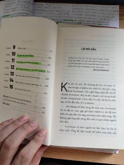 Một cuốn sách rất hay về một thiên tài đầu cơ, cuộc đời, sự tư duy và trải nghiệm niềm đam mê đó. Đáng tiếc cuối đời sóng gió đã khiến ông mất đi mục tiêu sống để rồi để lại một câu chuyện buồn