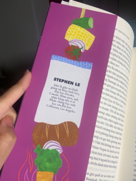 giao nhanh kinh khủng khiếp, sách hay có bọc kính mà vẫn bị móp gáy huhu