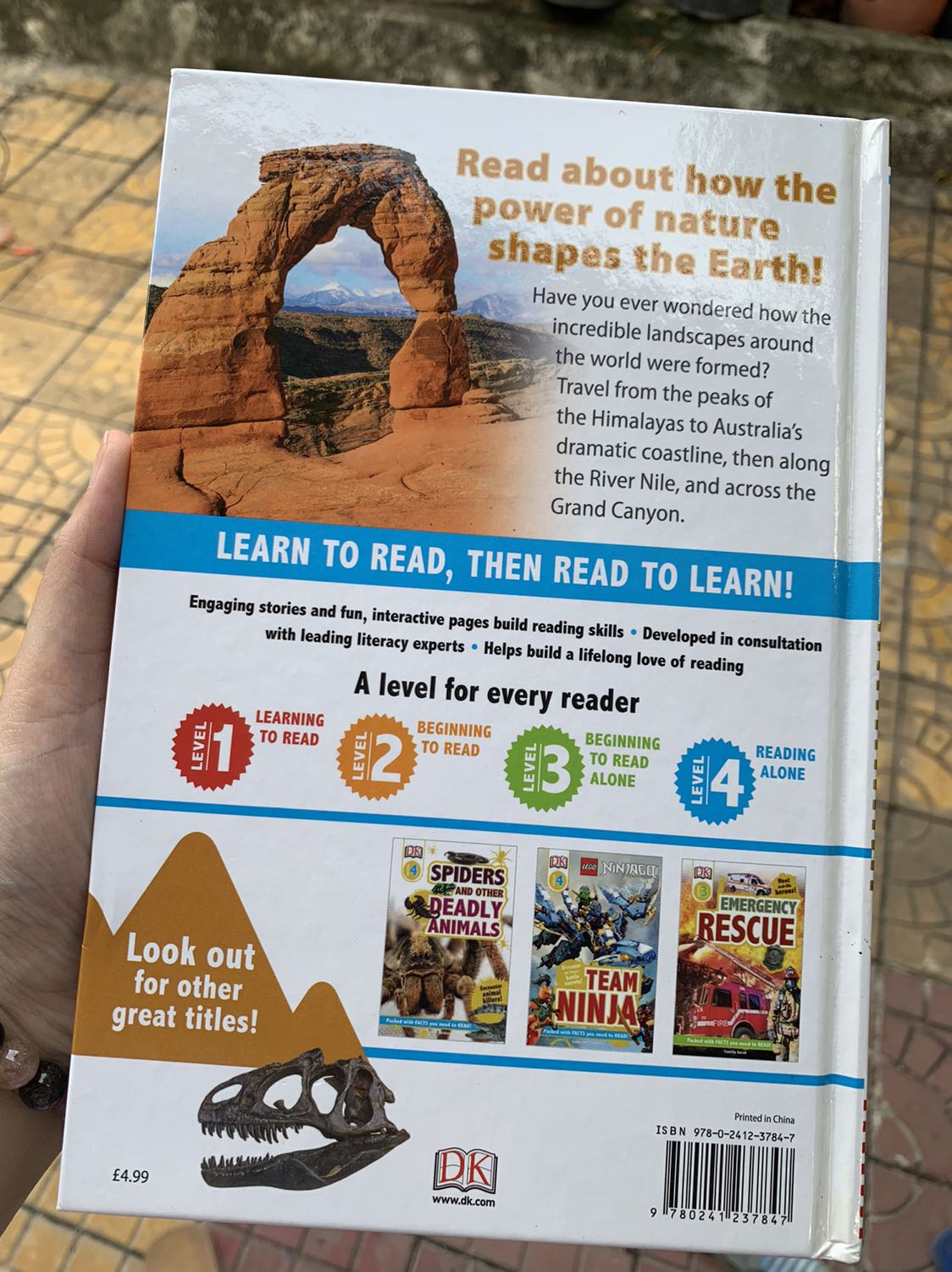 Sách đẹp và hình ảnh chất lượng lắm. Sách đẹp và hình ảnh chất lượng lắm.