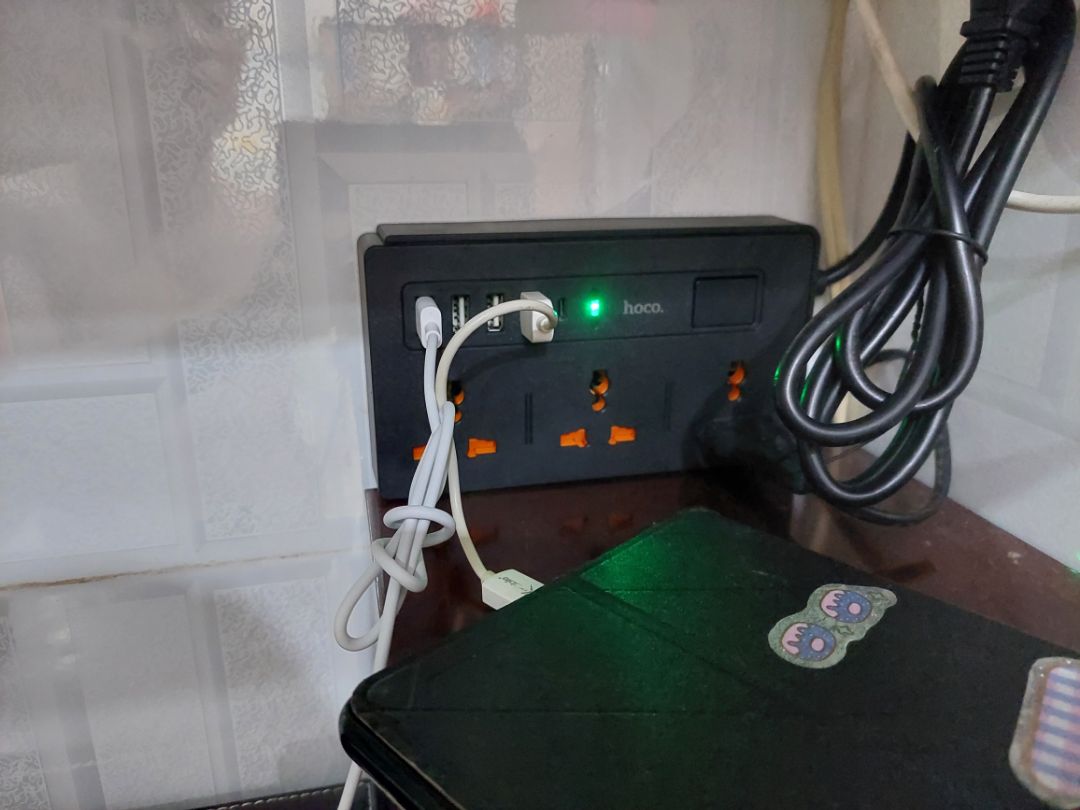 sản phẩm đúng quản cáo, Ship hơi trễ hơn dự kiến.